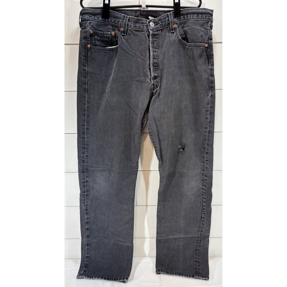 Vintage Levi's 501 Jeans Men's 38x34 Black Button Fly Made in Dominican 2004 Y2K